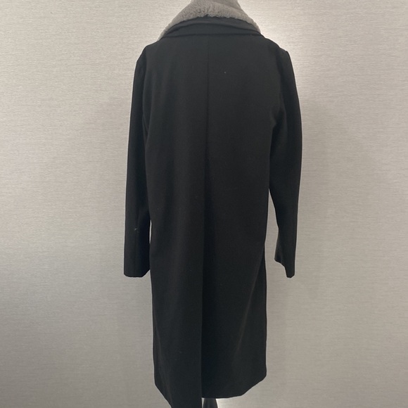 SASS - Black Coat with Grey Fur Collar - Picture 4 of 7